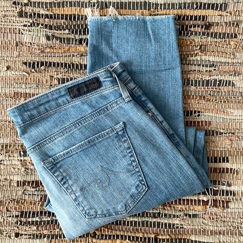 AG jeans The Midrise Stevie Capri